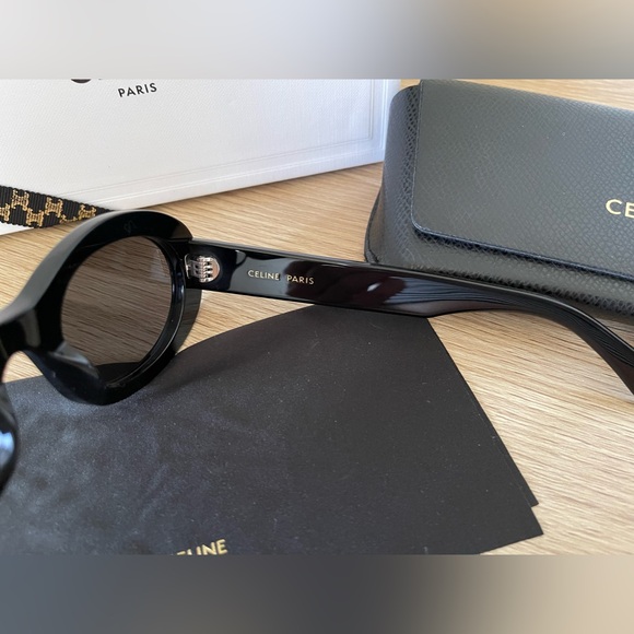 ❌SOLD❌ 
💯 Authentic CELINE Sun glasses - Picture 2 of 9